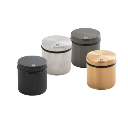 Buster + Punch LINEAR Bodentürstopper freistehend in 4 Farben erhältlich