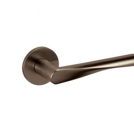 OLIVARI Drücker-Rosettengarnitur DYNAMIC M261B