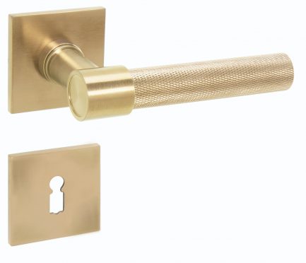 Saam & Batz Bauhaus Garnitur CIC 66-44F CROSS mit flachen Rosetten